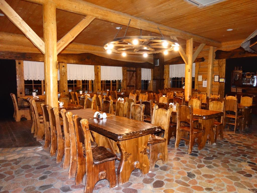 Chata Gieda Hotel Gdow ภายนอก รูปภาพ