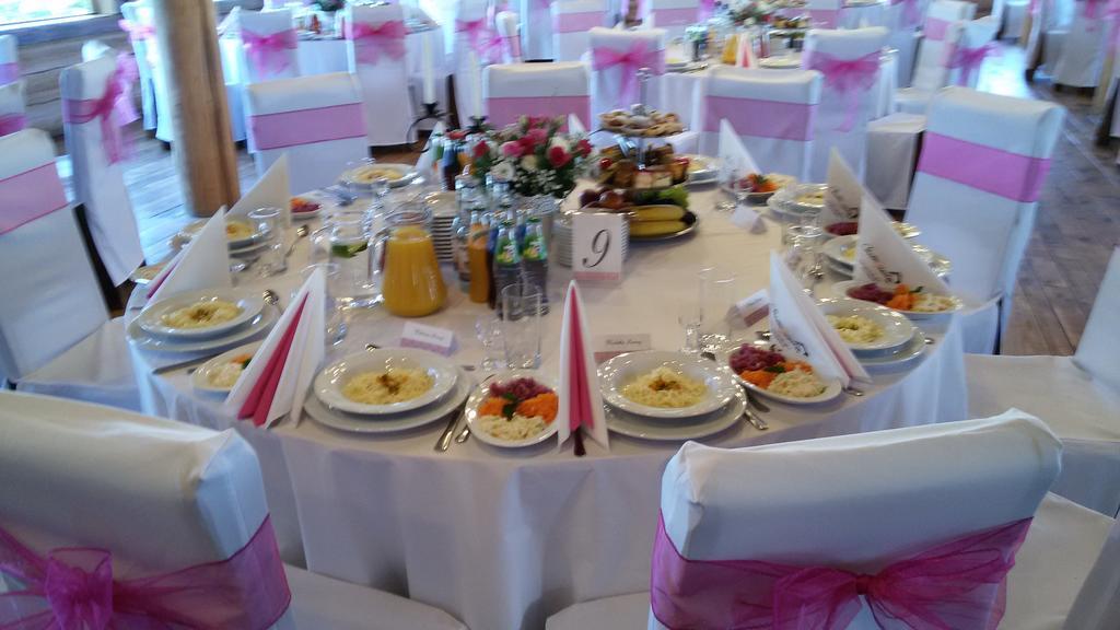 Chata Gieda Hotel Gdow ภายนอก รูปภาพ