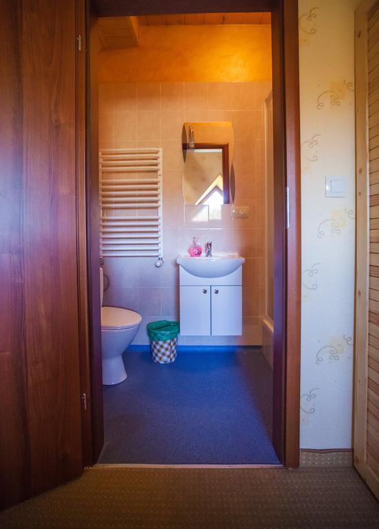 Chata Gieda Hotel Gdow ภายนอก รูปภาพ
